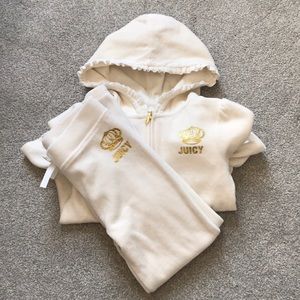 Juicy Couture 2-piece velour jog set